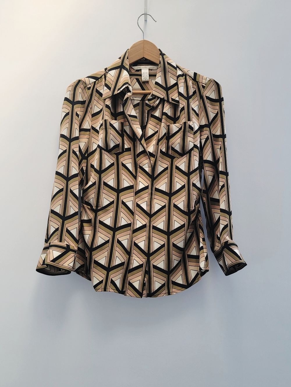 Diane Von Furstenberg Retro Geometric Print Silk Blouse Size 8 Neutral Tan Brown